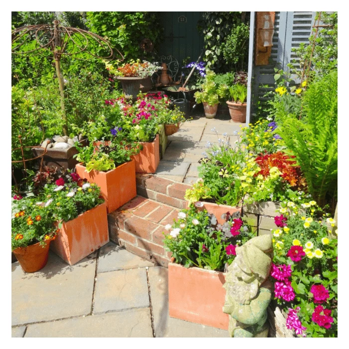 25cm Terracotta Fibrecotta Small Cube Planter 6 25cm Terracotta Fibrecotta Small Cube Planter - Image 6