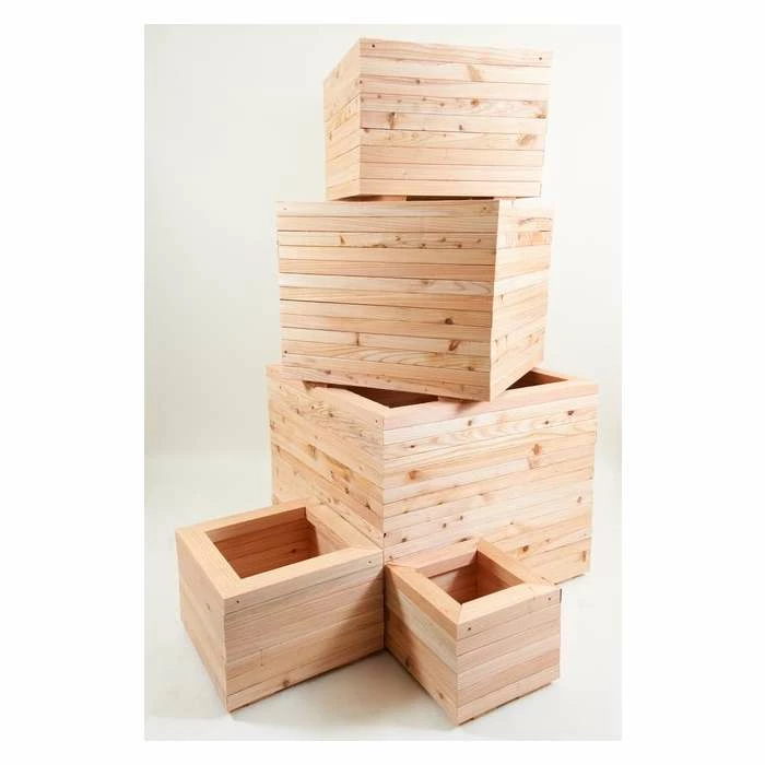 36cm Larch Wood Small Square Planter 2 36cm Larch Wood Small Square Planter - Image 2