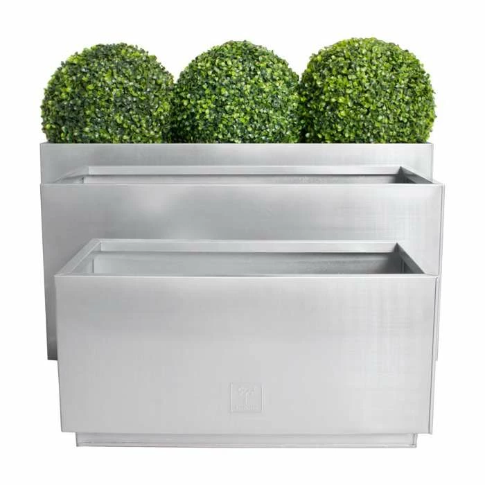 60cm Zinc Galvanised Kick-Bottom Trough Planter in Silver by Primrose™ 6 60cm Zinc Galvanised Kick-Bottom Trough Planter in Silver by Primrose™ - Image 6