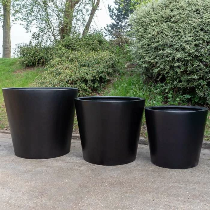 H73cm Large Classic Stone Composite Planter in Black 6 H73cm Large Classic Stone Composite Planter in Black - Image 6