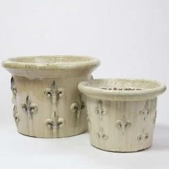 32cm Fleur De Lys Detail Ceramic Round Planter - Small -Outdoor PLANTERS Shop PP7974 add image 4 dbf6