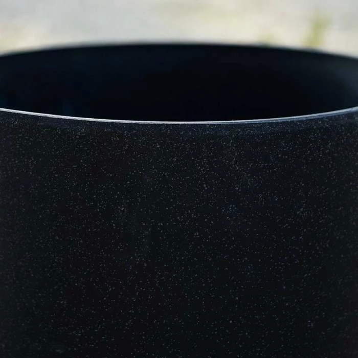 28cm Cylinder Planter in Black 4 28cm Cylinder Planter in Black - Image 4