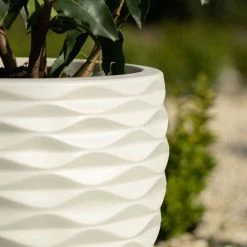 34cm Round Bilbao Planter in Ivory -Outdoor PLANTERS Shop PP84WHTS 5 ce19