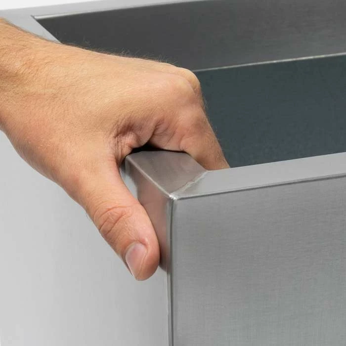 75cm Zinc Galvanised Silver Trough 3 75cm Zinc Galvanised Silver Trough - Image 3